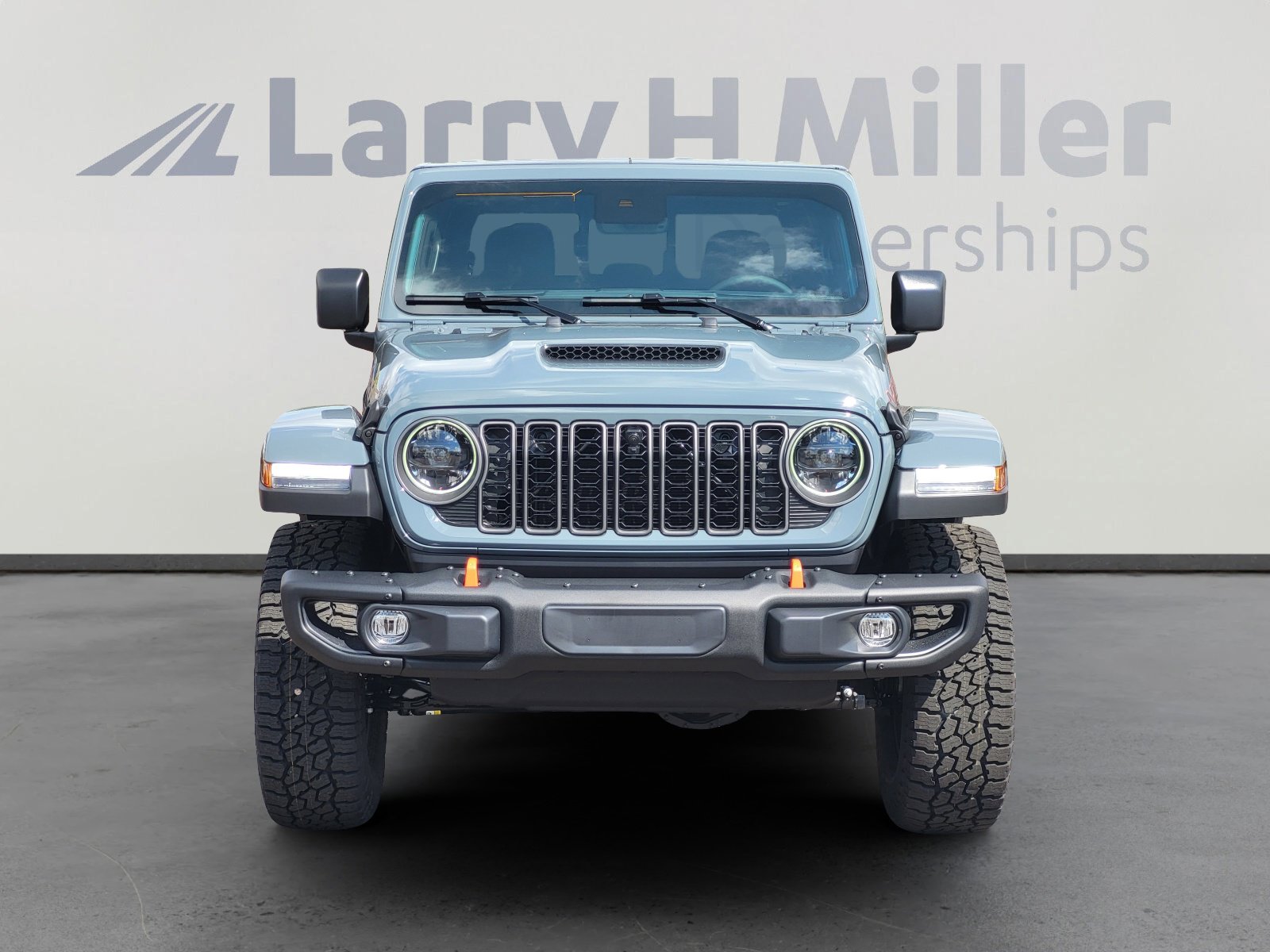 New 2025 Jeep Gladiator Mojave image 9