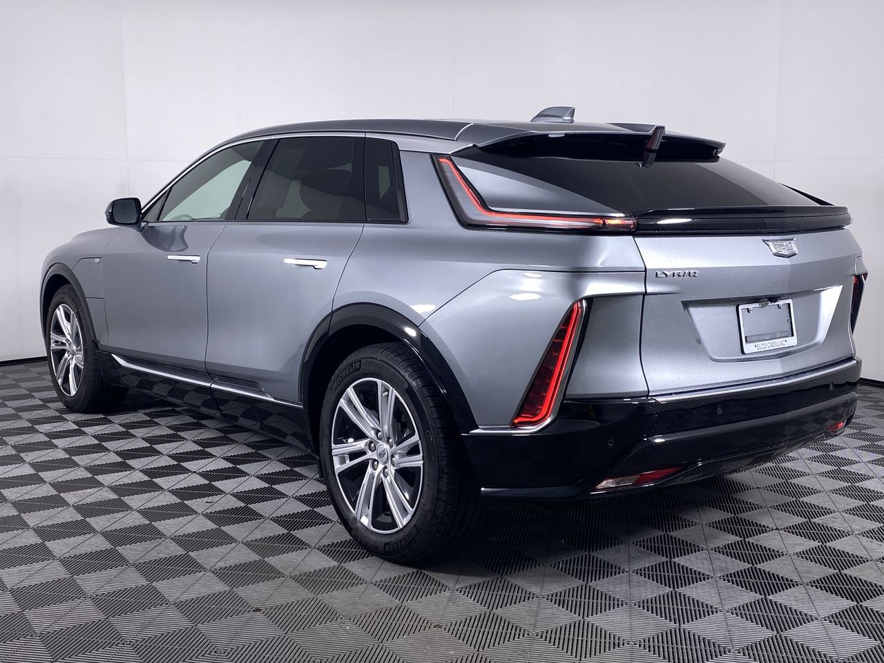 Certified 2024 Cadillac Lyriq Tech AWD/4WD image 37