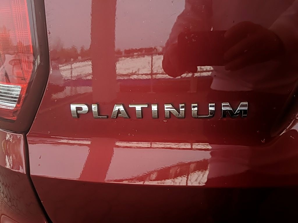 Used 2017 Ford Explorer Platinum image 8