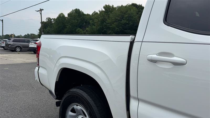 Used 2022 Toyota Tacoma SR w/ SR Convenience Package RWD image 21