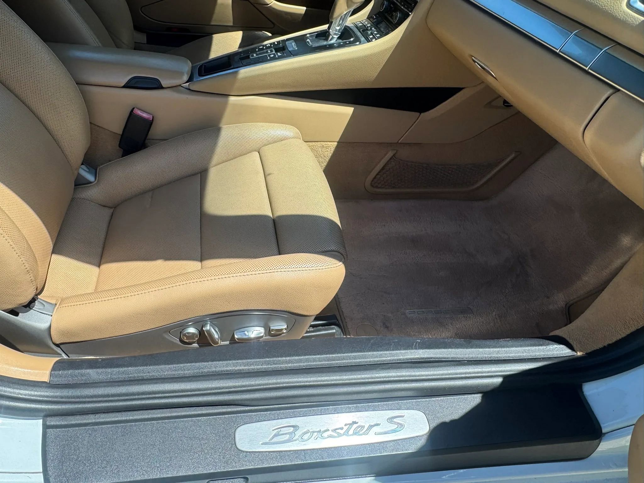 Used 2015 Porsche Boxster S RWD image 21