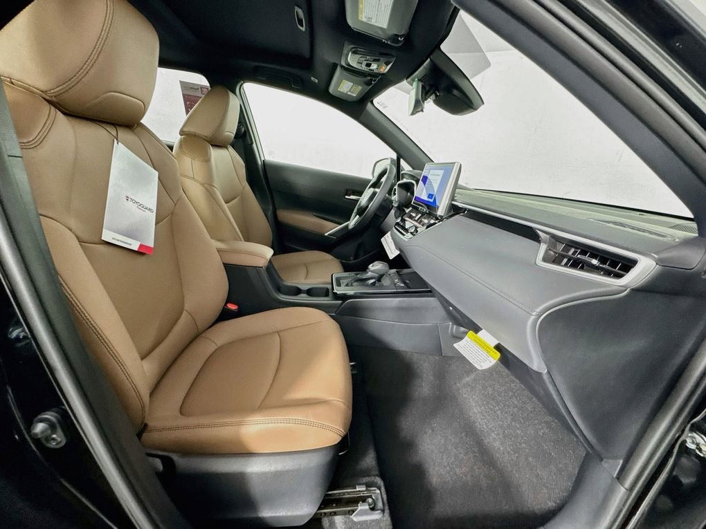 New 2026 Toyota Corolla Cross XLE FWD image 29