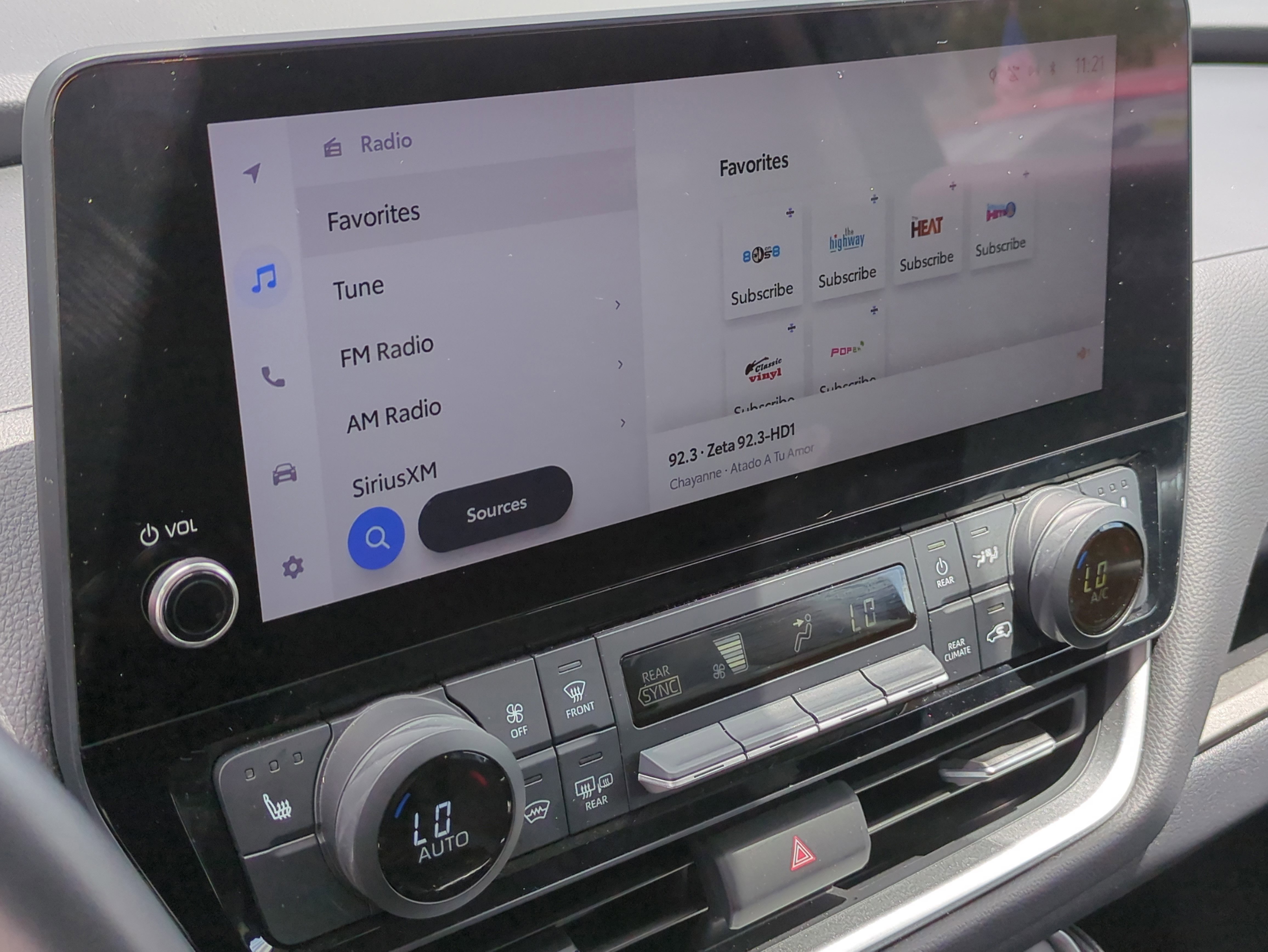 Used 2024 Toyota Grand Highlander XLE image 32