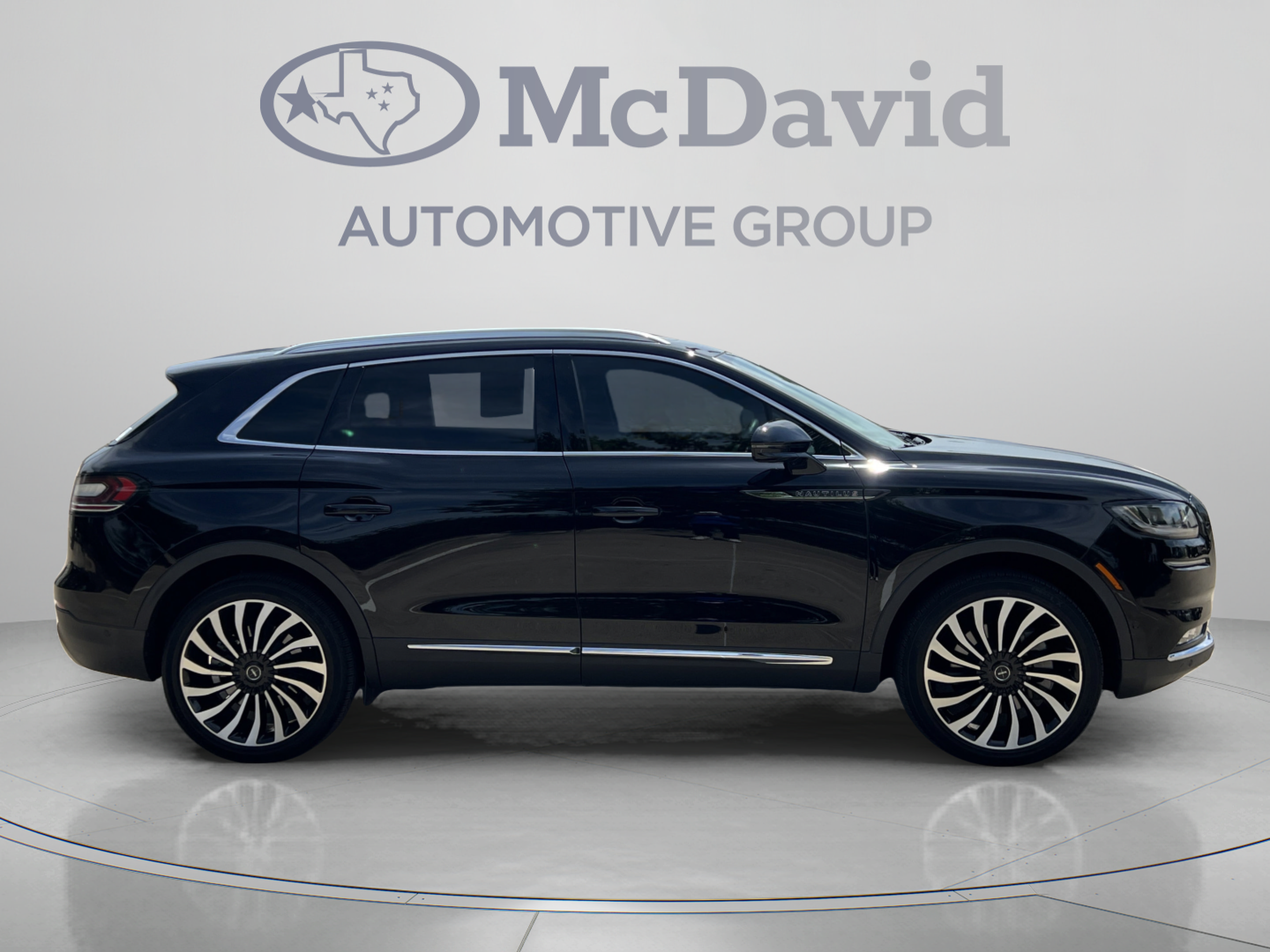 Certified 2023 Lincoln Nautilus Black Label w/ Cargo Utility Package AWD/4WD image 8
