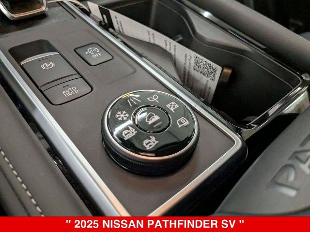 Certified 2025 Nissan Pathfinder SV AWD/4WD image 20
