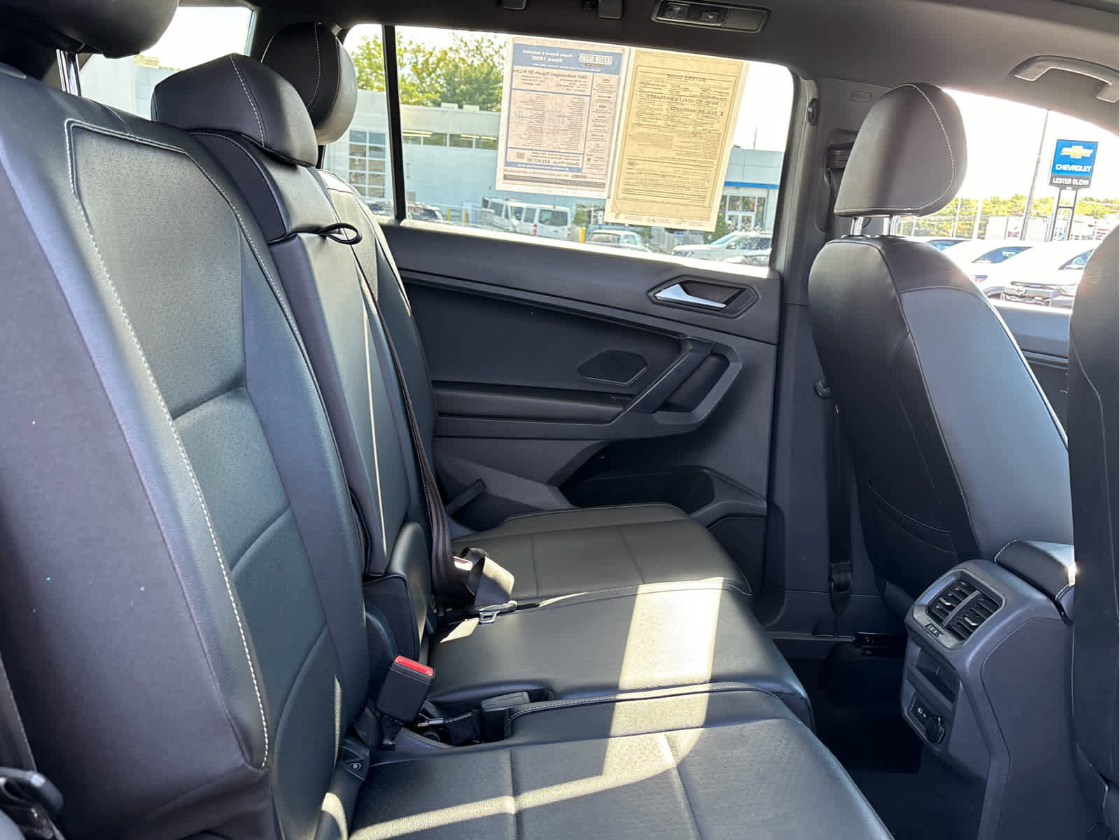 Used 2021 Volkswagen Tiguan SE R-Line image 27