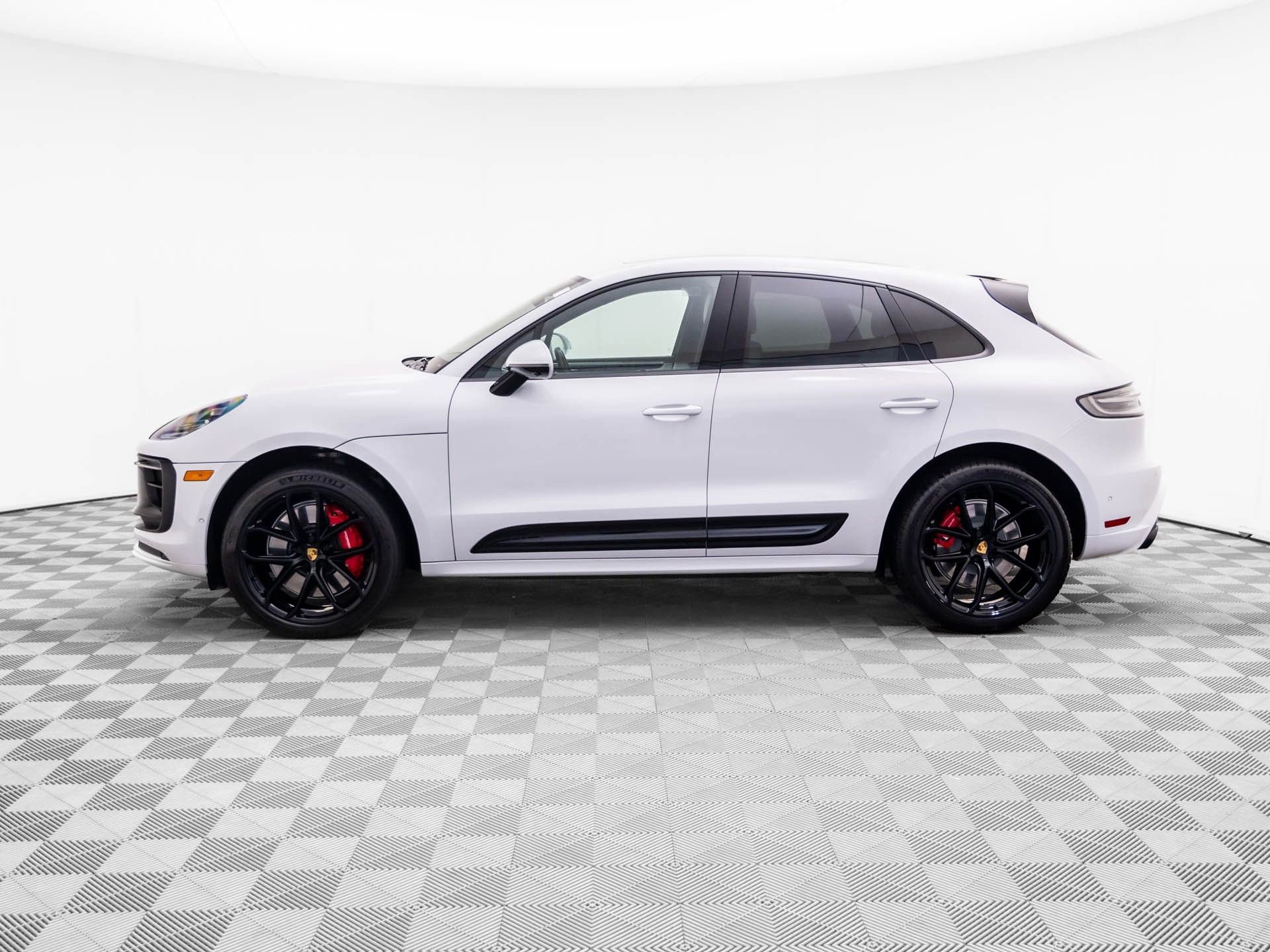 Certified 2023 Porsche Macan GTS AWD/4WD video 2
