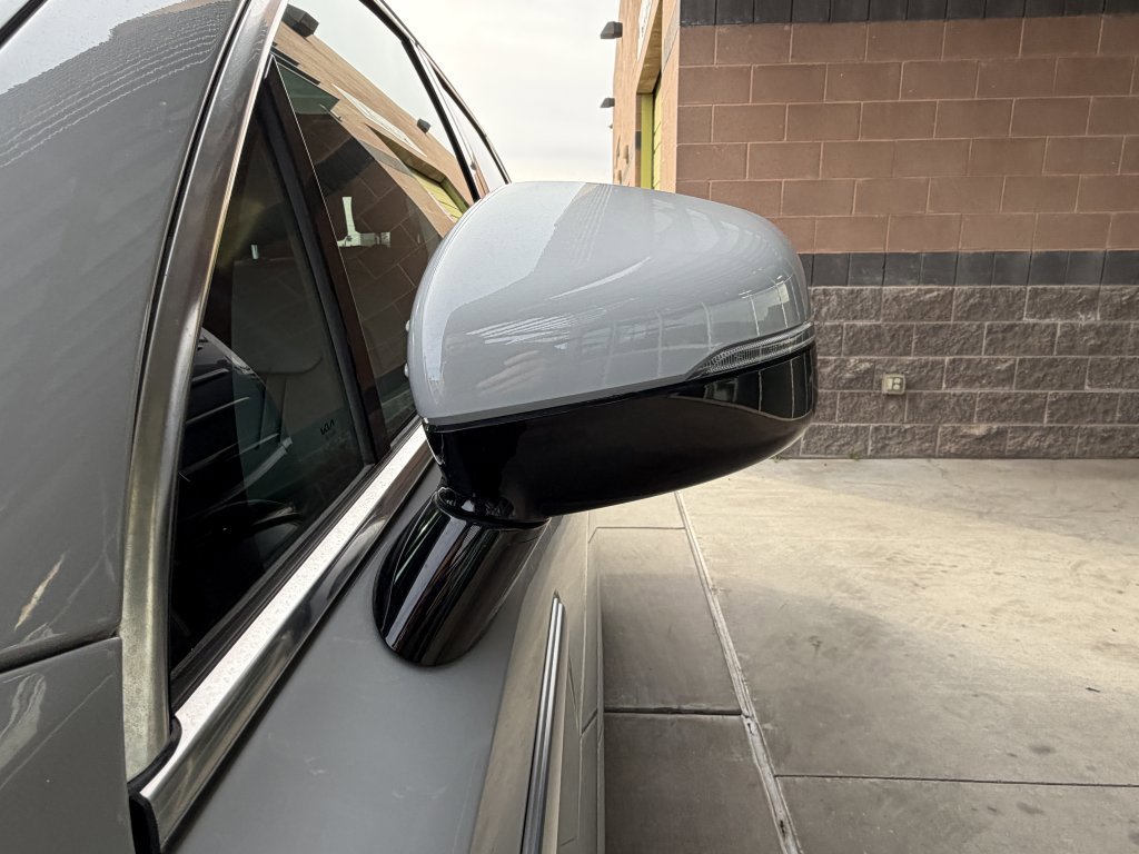 Used 2024 Kia Sorento S w/ Panoramic Sunroof Package image 12