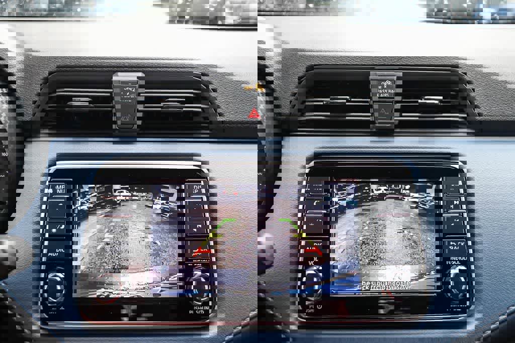 Used 2023 Nissan Versa SV image 24