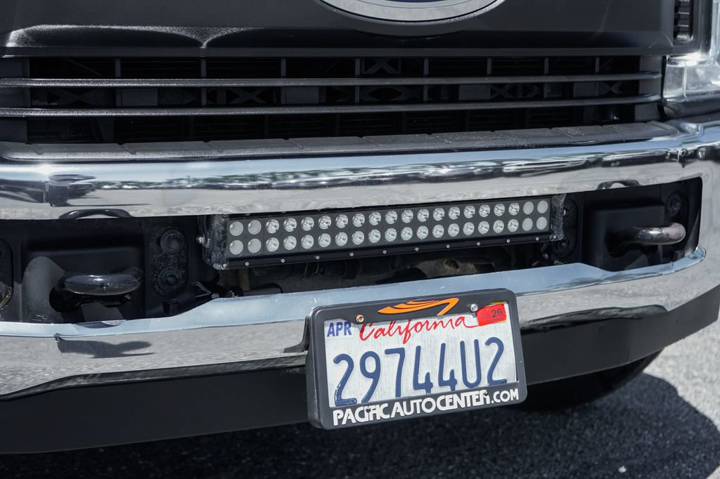 Used 2019 Ford F550 2WD Crew Cab Super Duty image 43