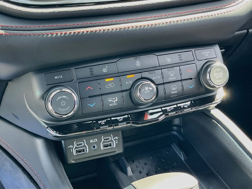 New 2026 Dodge Durango GT w/ Blacktop Package AWD/4WD image 14