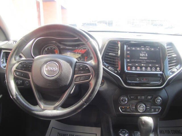 Used 2019 Jeep Cherokee Limited image 20