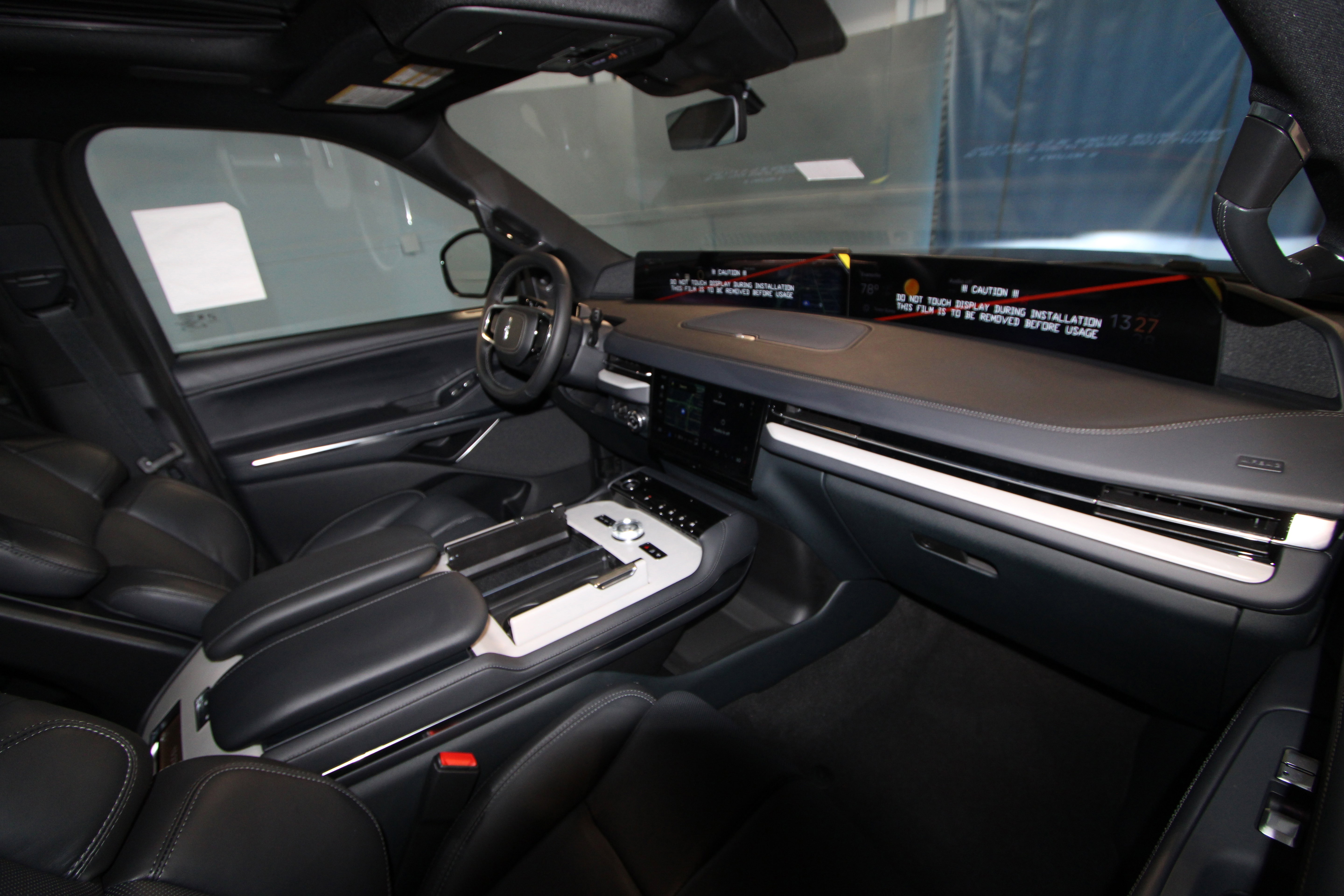 New 2025 Lincoln Navigator Reserve w/ Jet Appearance Package image 20