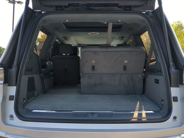 New 2023 Jeep Grand Wagoneer Series III image 14