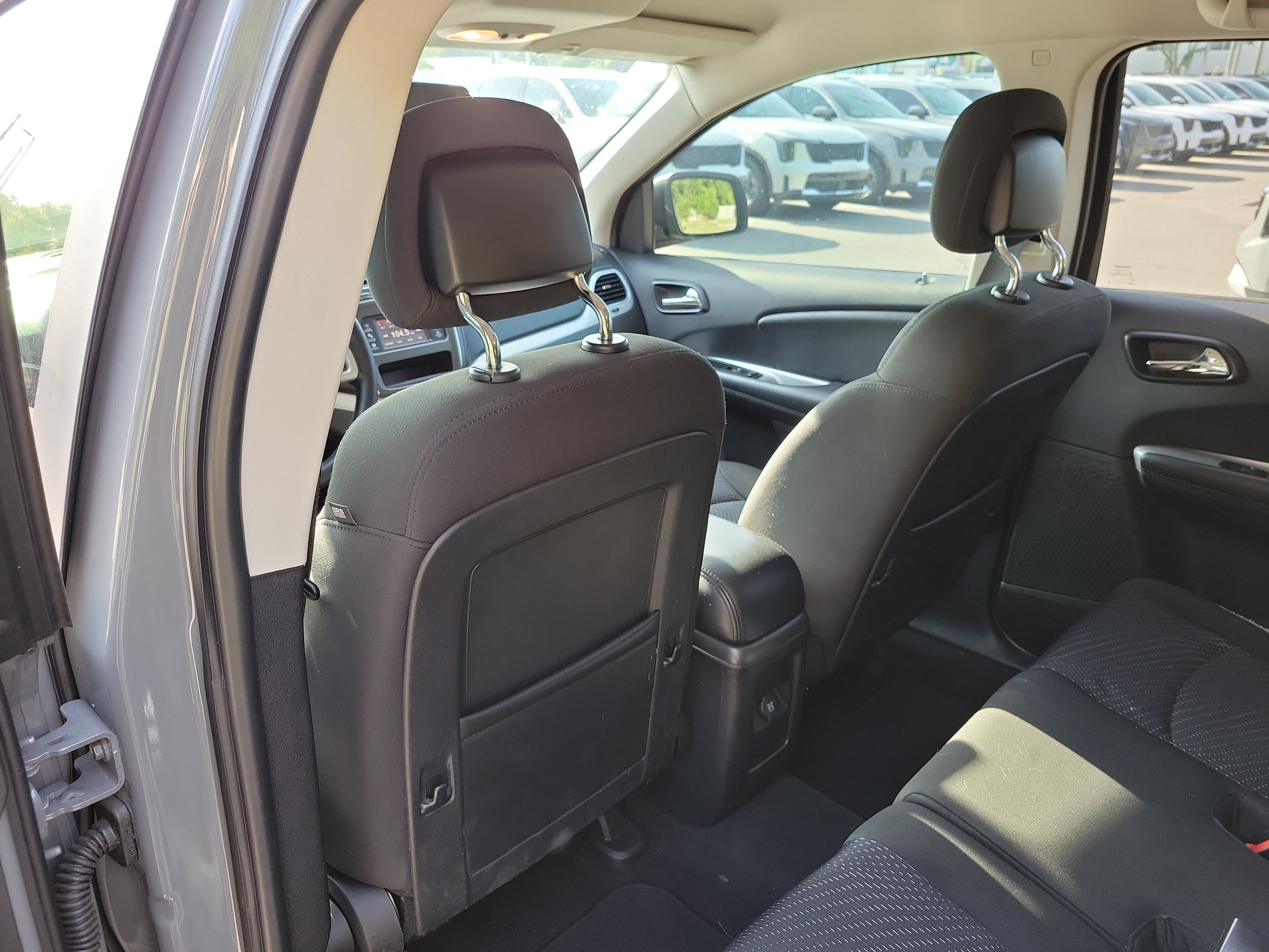 Used 2020 Dodge Journey SE w/ SE Popular Equipment Group FWD image 16