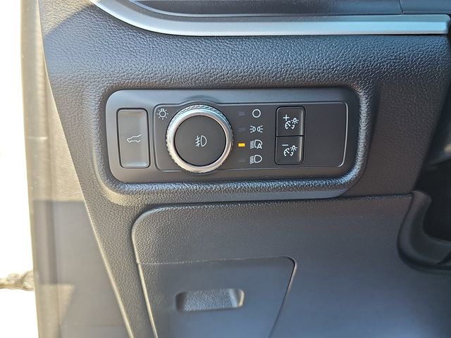 Used 2021 Ford Explorer XLT w/ Equipment Group 202A image 24