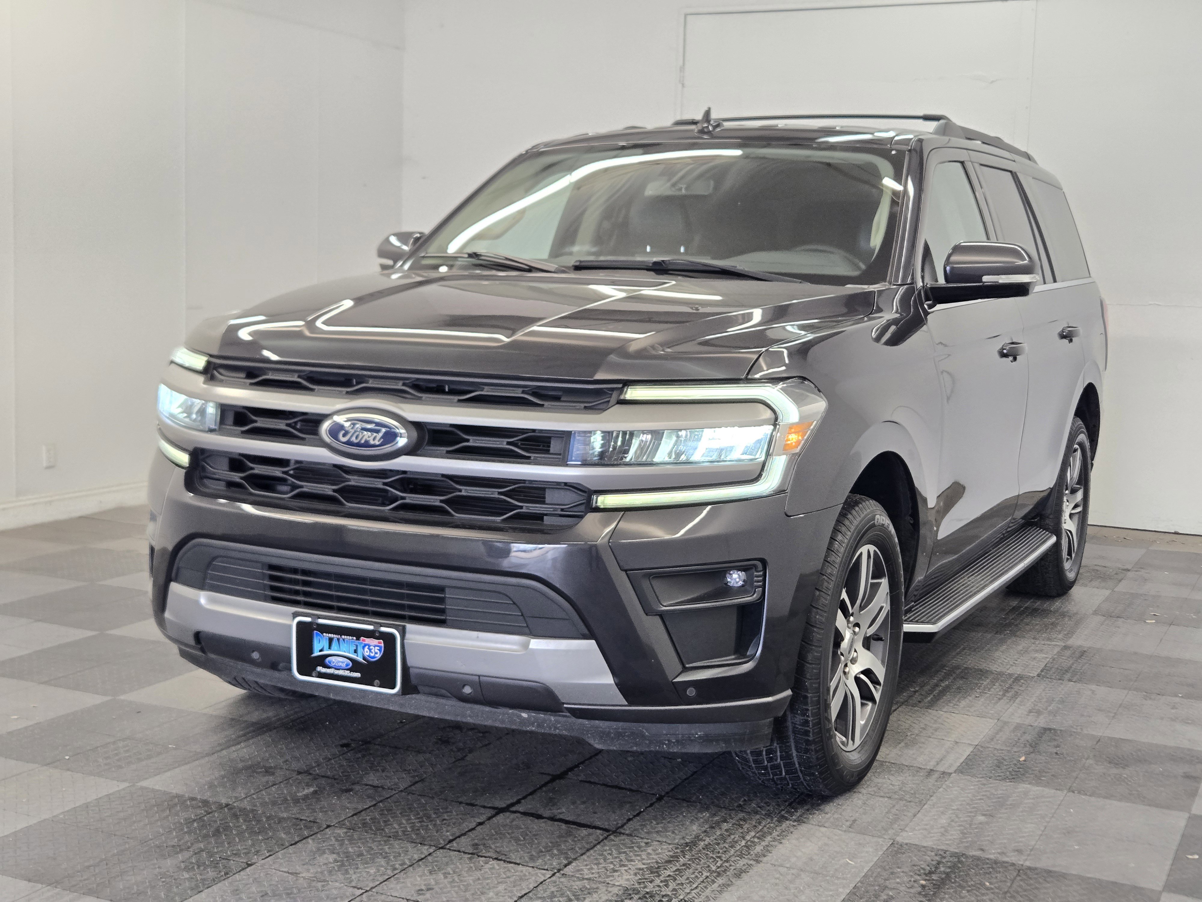 Certified 2022 Ford Expedition XLT video 4