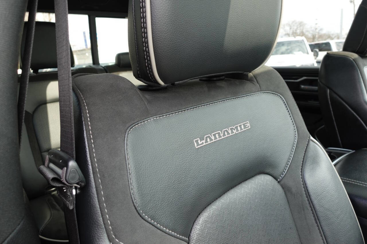 Used 2022 RAM 1500 Laramie AWD/4WD image 44