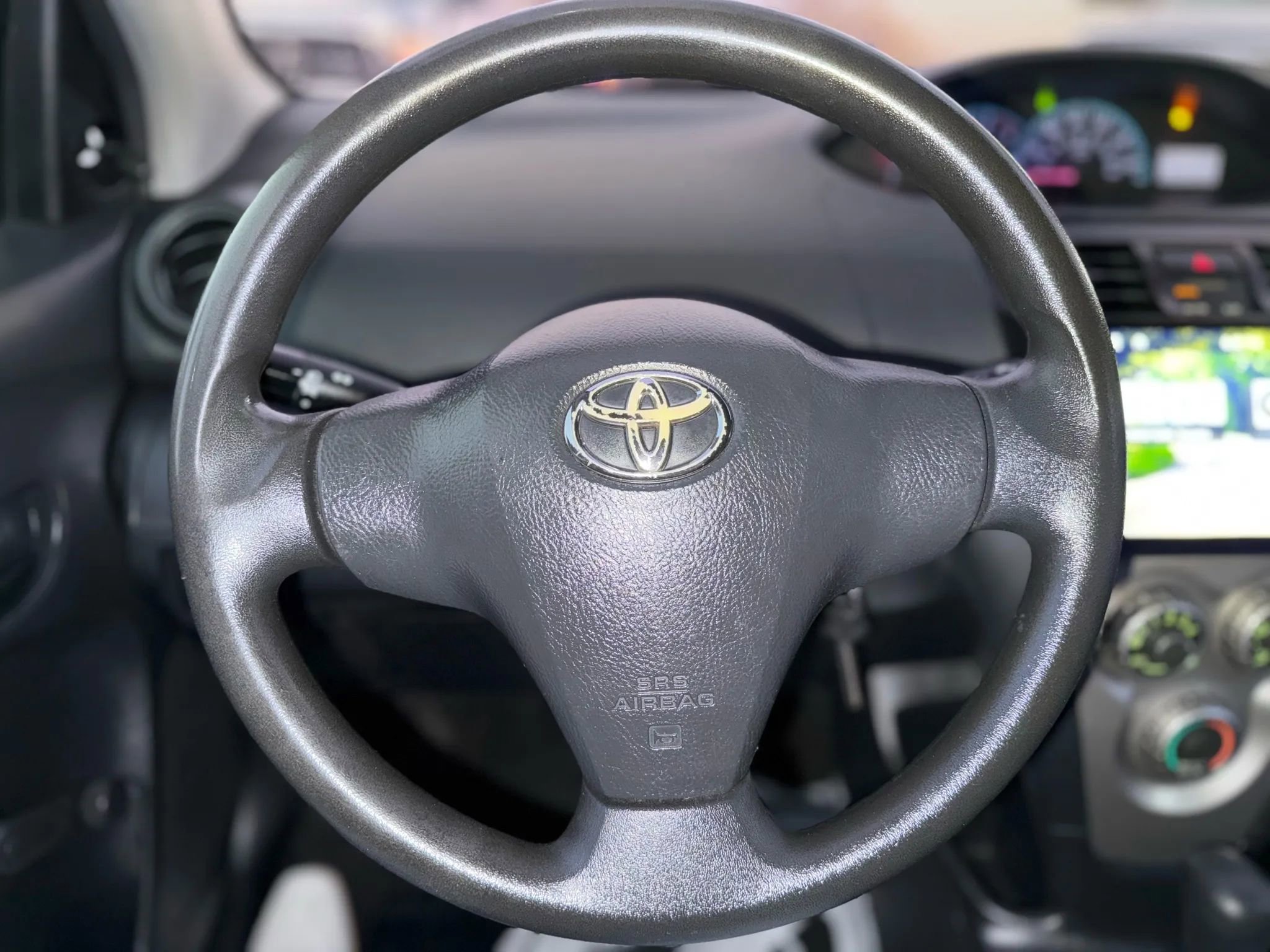 Used 2011 Toyota Yaris Sedan image 24