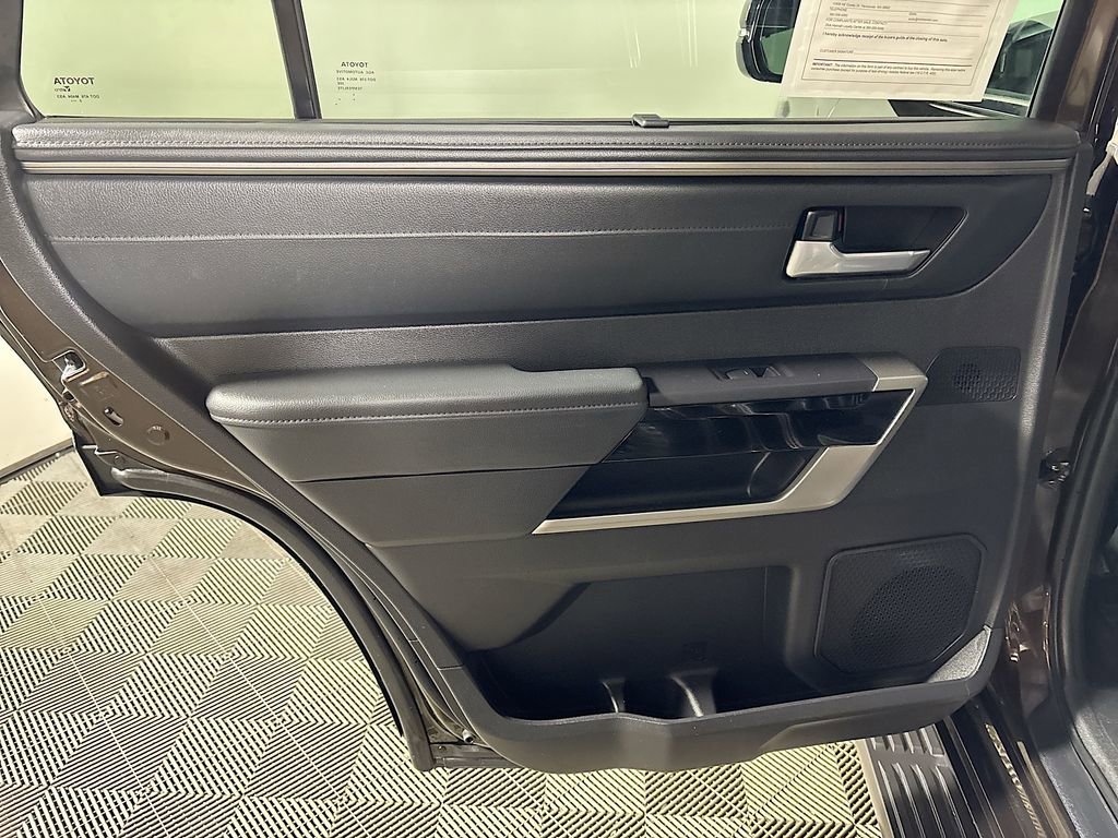 Used 2023 Toyota Sequoia Limited image 19