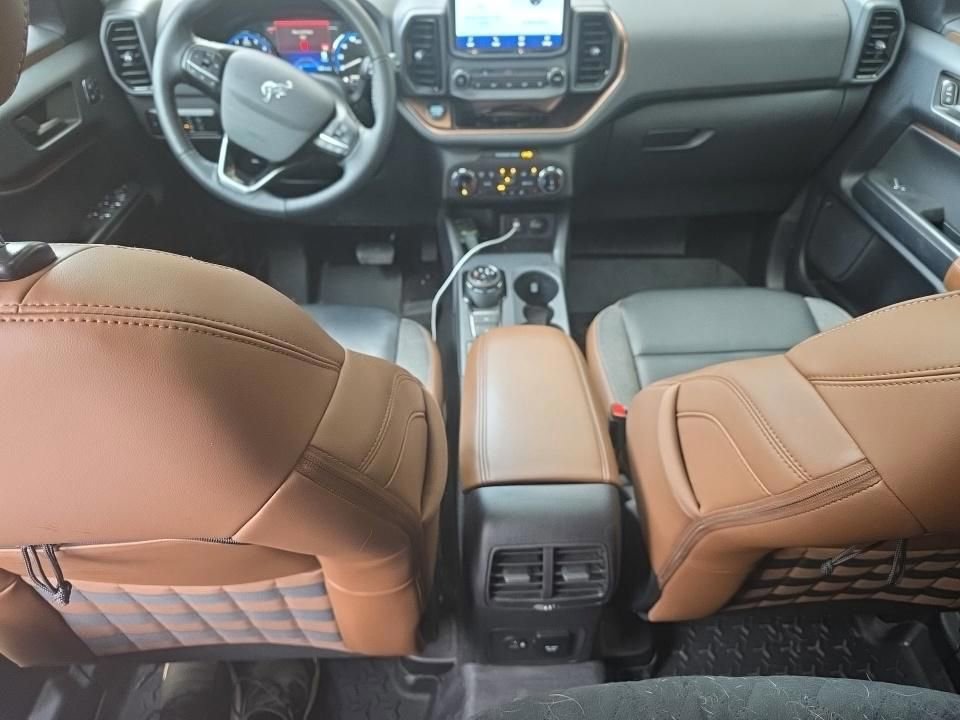 Used 2023 Ford Bronco Sport Outer Banks w/ Tech Package AWD/4WD image 8