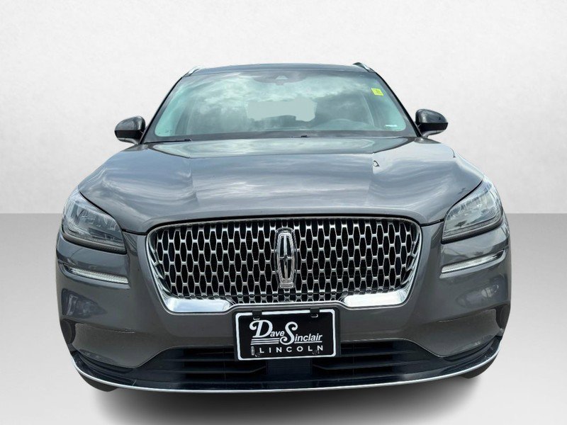 Used 2022 Lincoln Corsair Standard AWD w/ Equipment Group 101A image 2