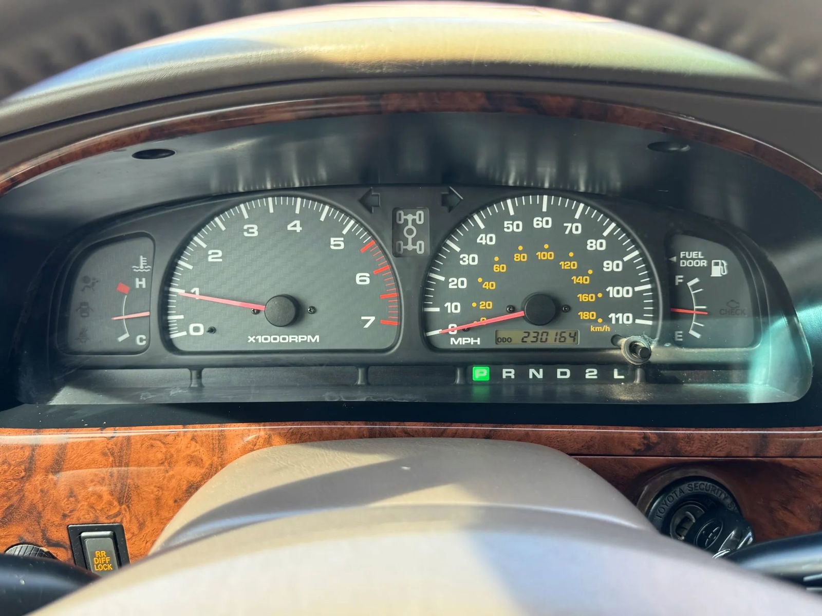 Used 2000 Toyota 4Runner Limited image 20