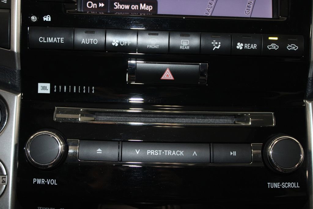 Used 2013 Toyota Land Cruiser AWD/4WD image 51