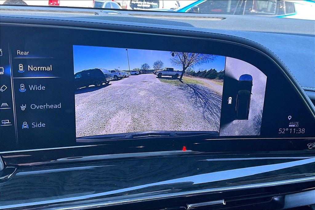 Used 2024 Cadillac Escalade Premium Luxury image 20