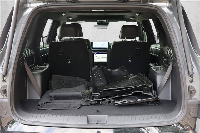 Used 2025 Hyundai Santa Fe Calligraphy AWD/4WD image 25