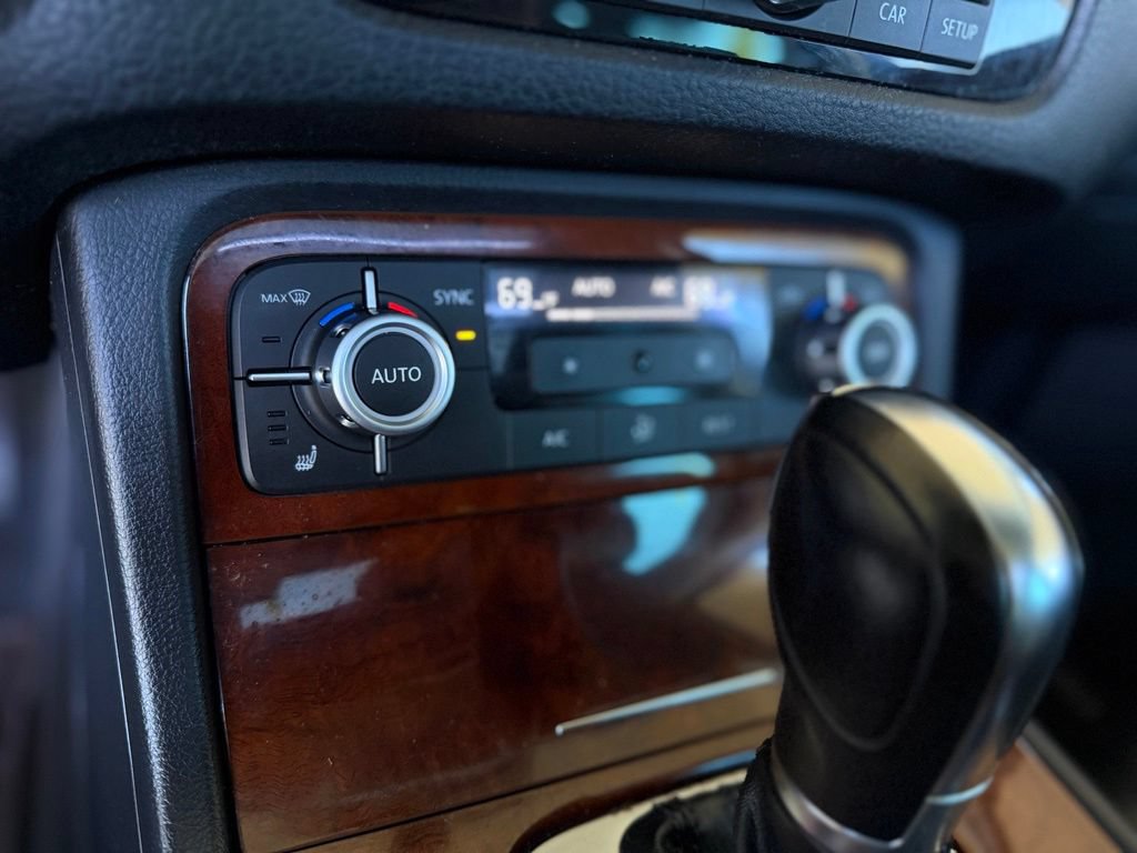 Used 2014 Volkswagen Touareg VR6 AWD/4WD image 48