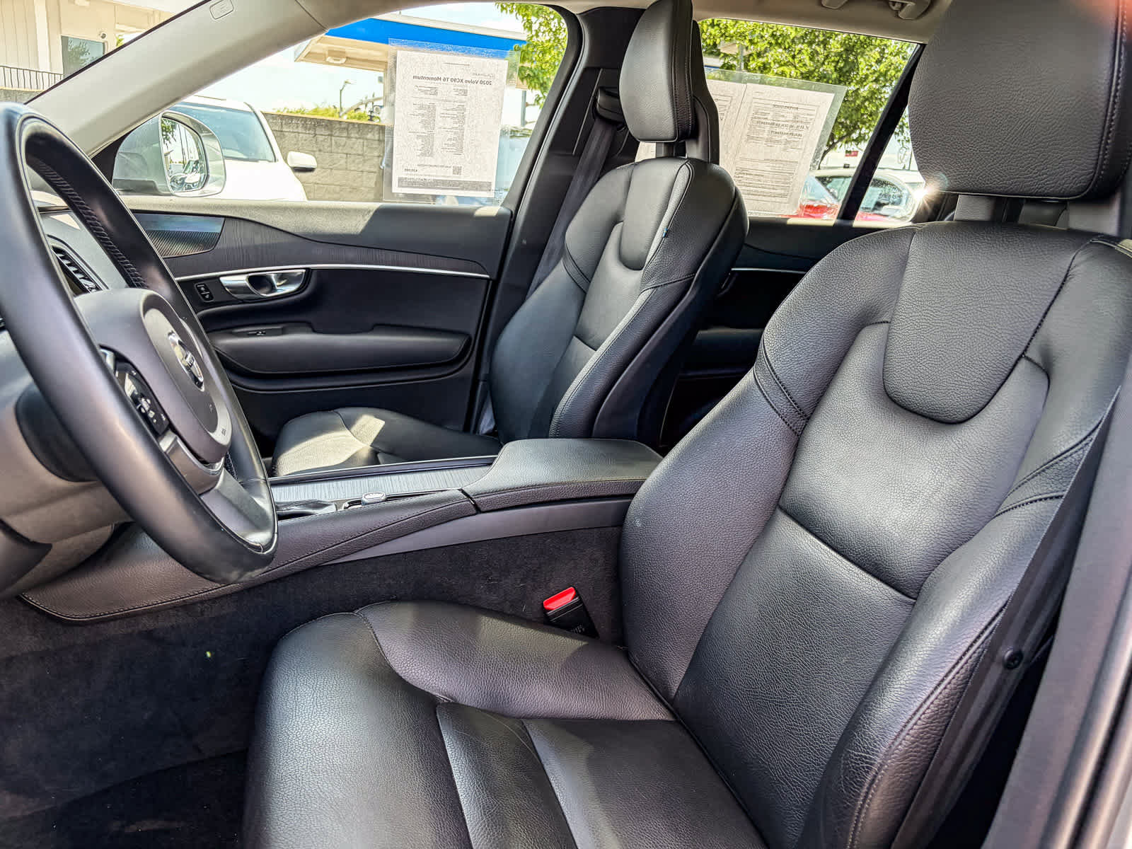 Used 2020 Volvo XC90 T6 Momentum AWD/4WD image 16