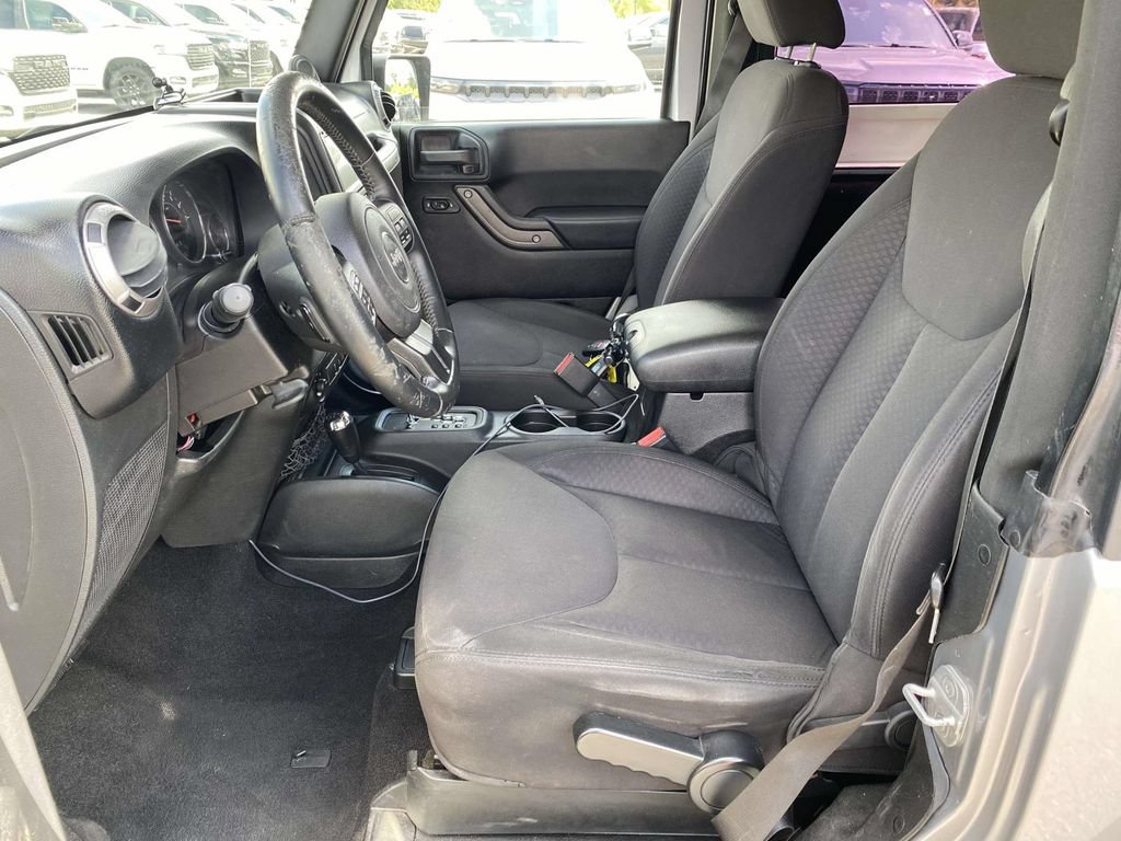 Used 2013 Jeep Wrangler Sport AWD/4WD image 10