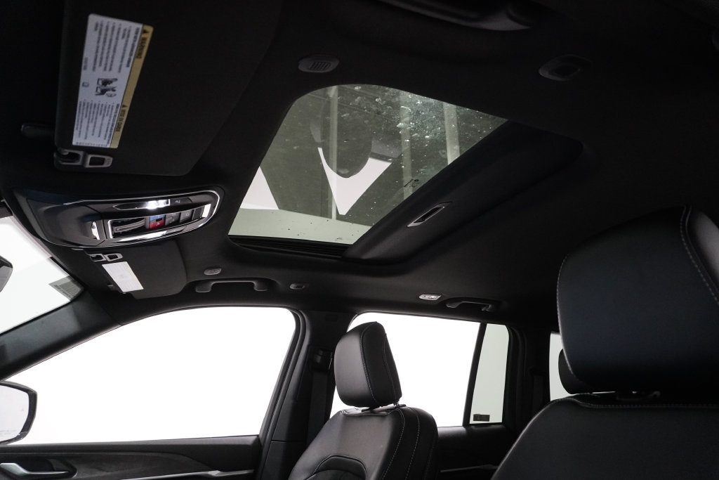 New 2026 Jeep Grand Cherokee Altitude AWD/4WD image 12