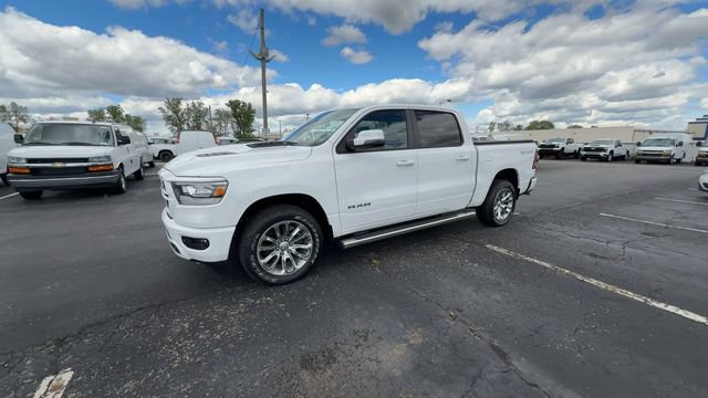 Used 2023 RAM 1500 Laramie AWD/4WD image 4