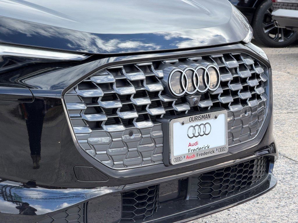 New 2025 Audi Q5 2.0T Premium Plus image 2