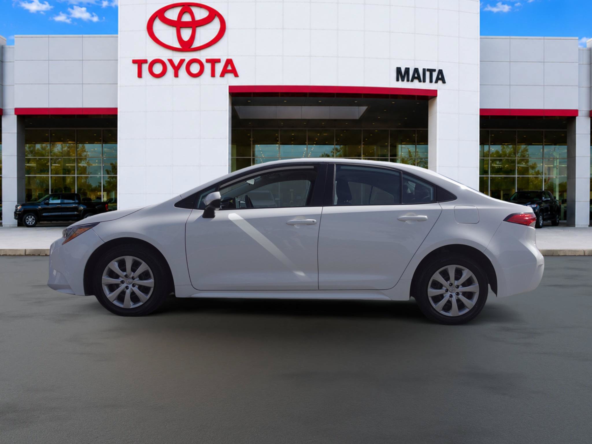 Used 2025 Toyota Corolla LE FWD image 6
