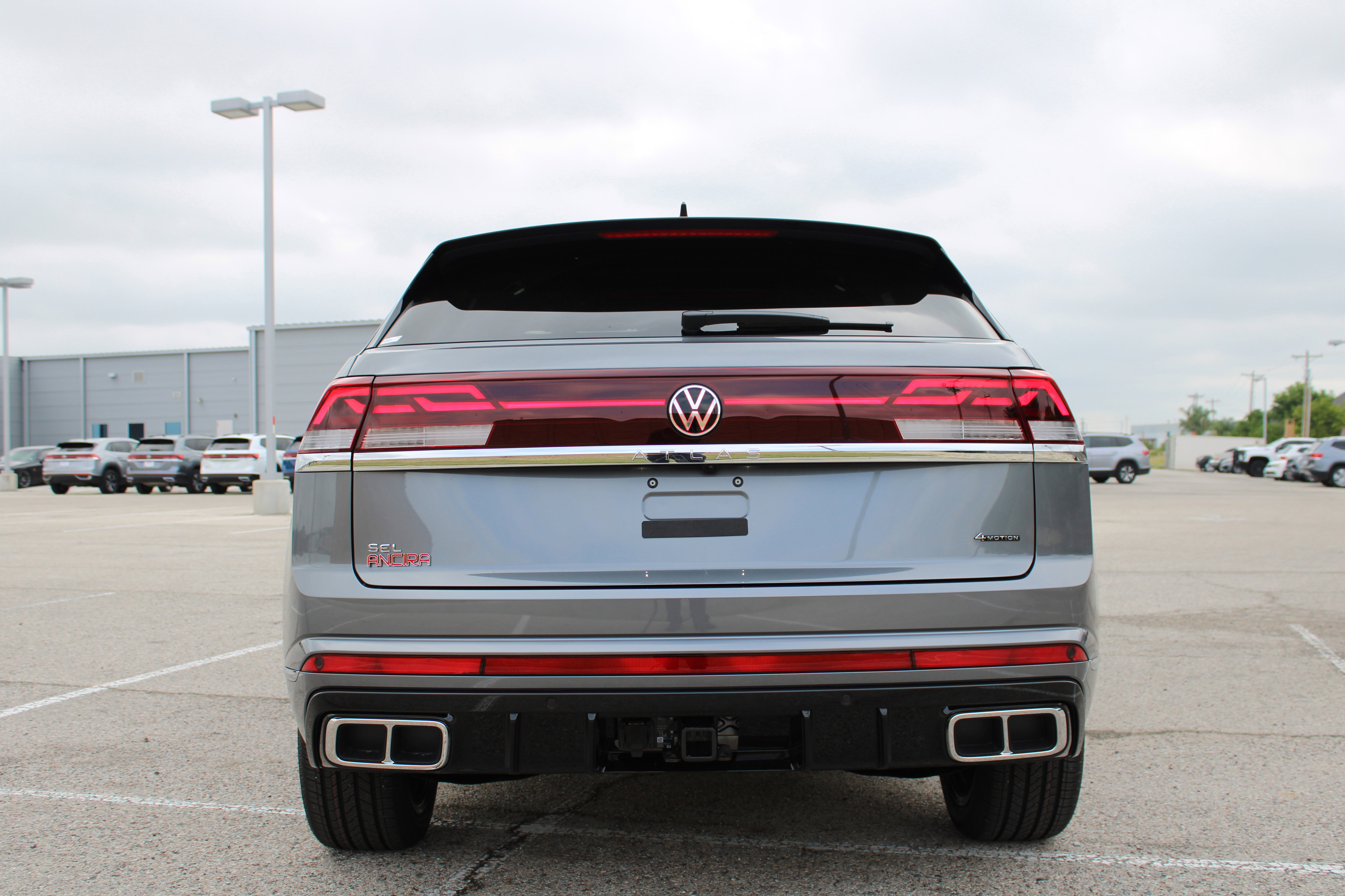 New 2025 Volkswagen Atlas Cross Sport SEL Premium R-Line image 4