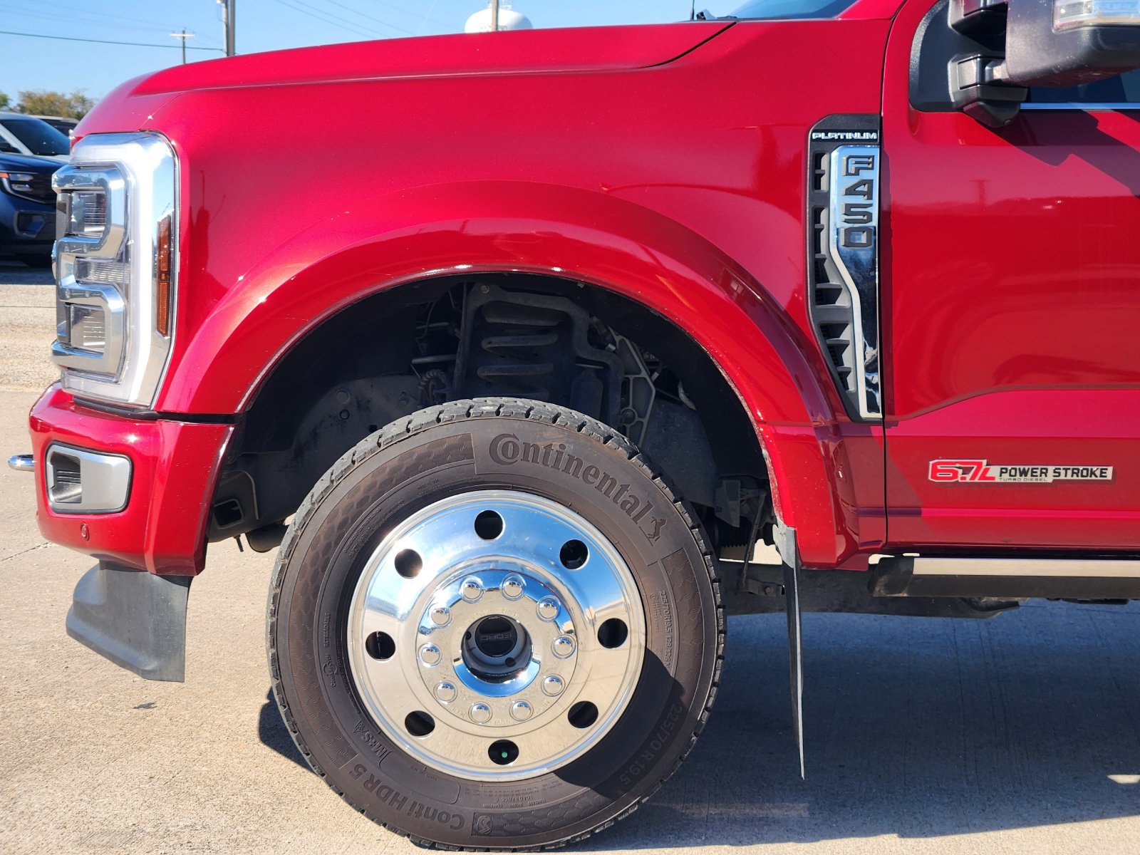 Certified 2024 Ford F450 Platinum w/ FX4 Off-Road Package AWD/4WD image 9