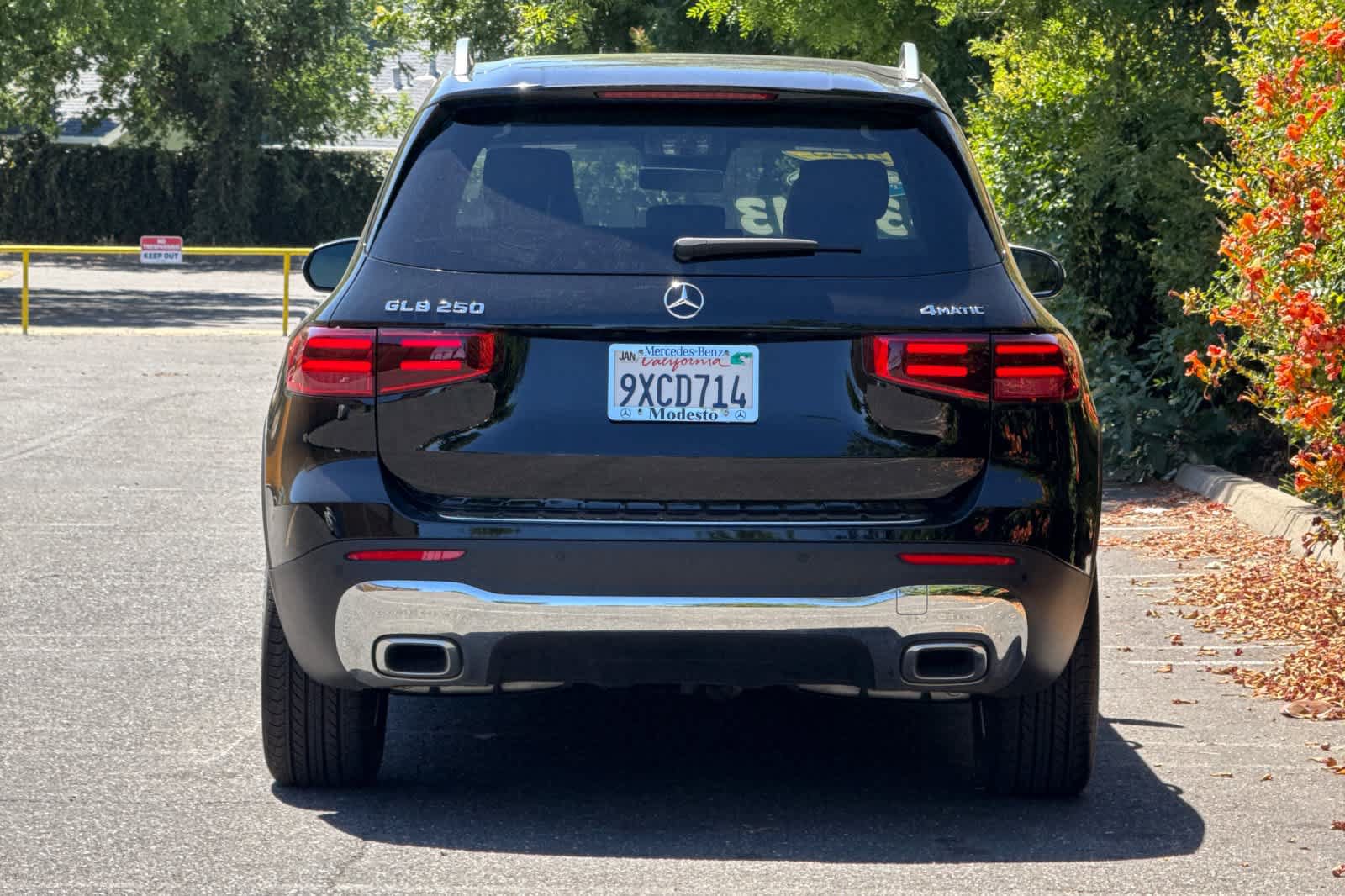 Certified 2025 Mercedes-Benz GLB 250 4MATIC image 4