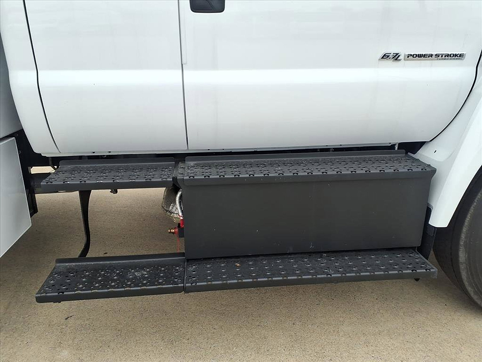 New 2026 Ford F750 2WD SuperCab Super Duty image 3