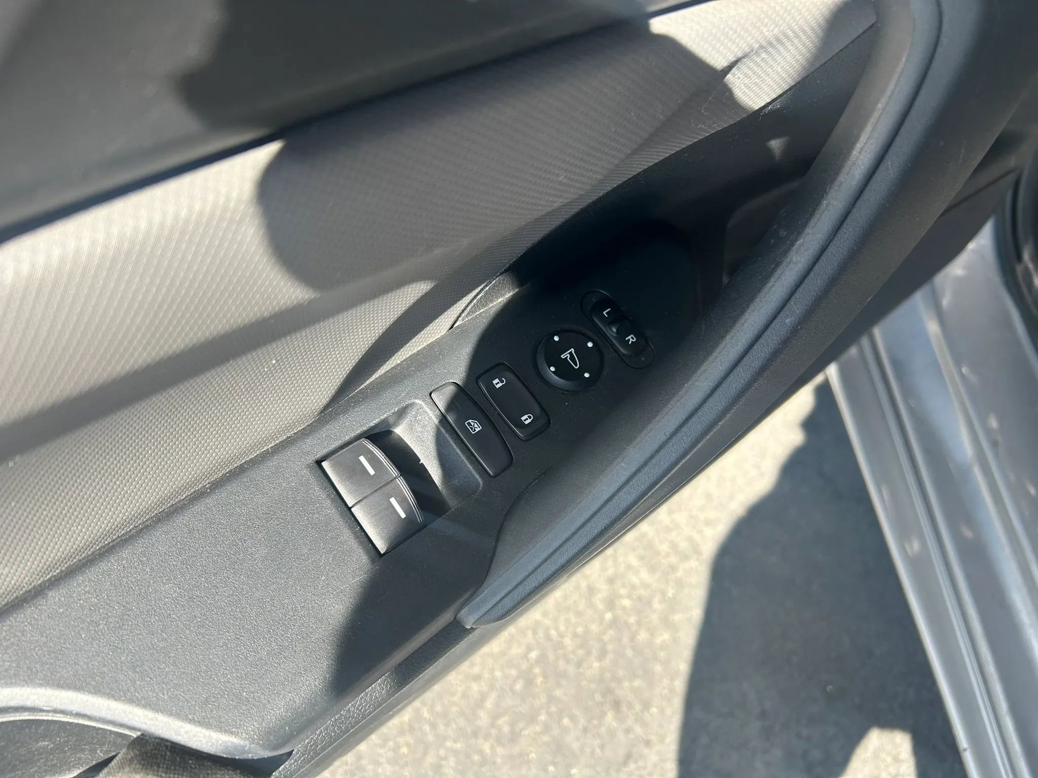 Used 2018 Honda Civic LX image 9