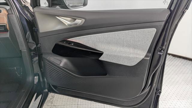 Used 2023 Volkswagen ID.4 Pro RWD image 19