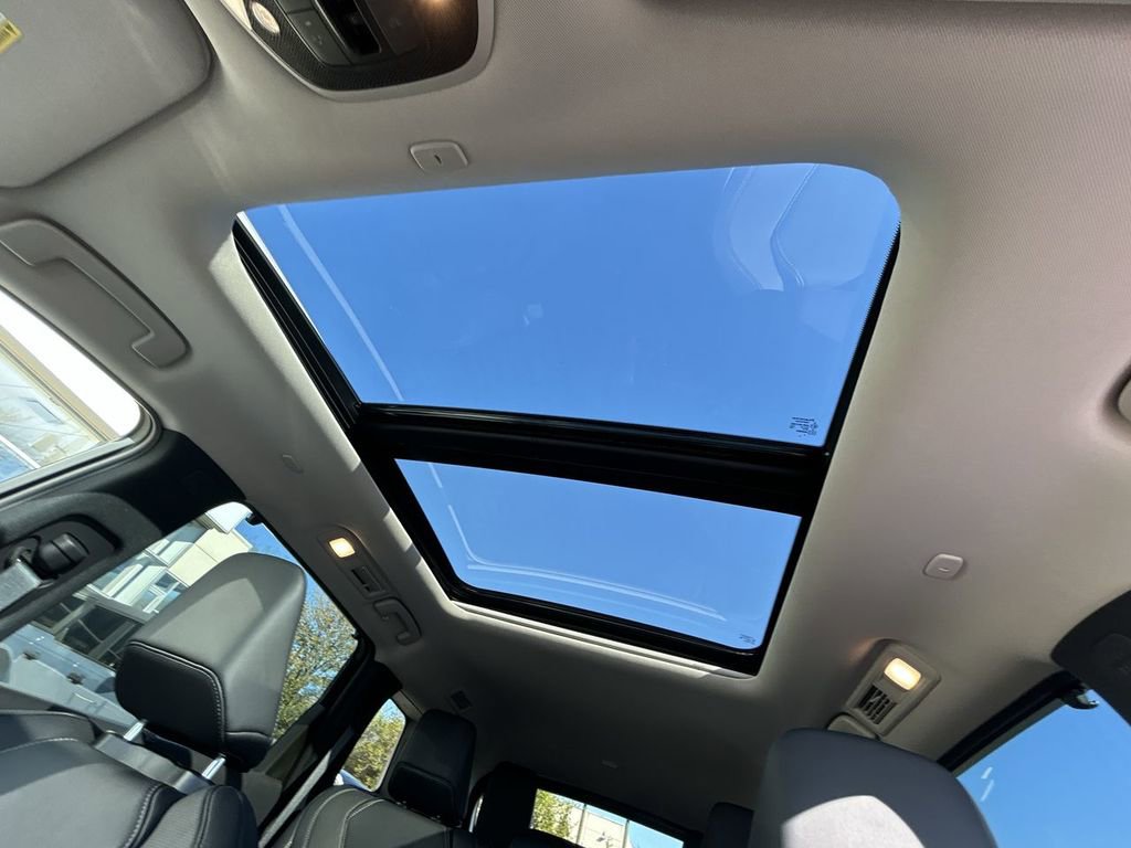 Certified 2026 INFINITI QX60 Luxe w/ Family Package image 25