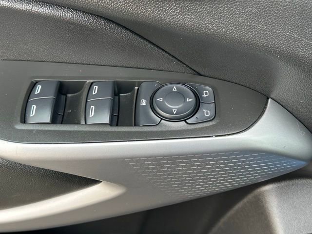 Used 2024 Chevrolet Trax RS w/ Driver Confidence Package image 24