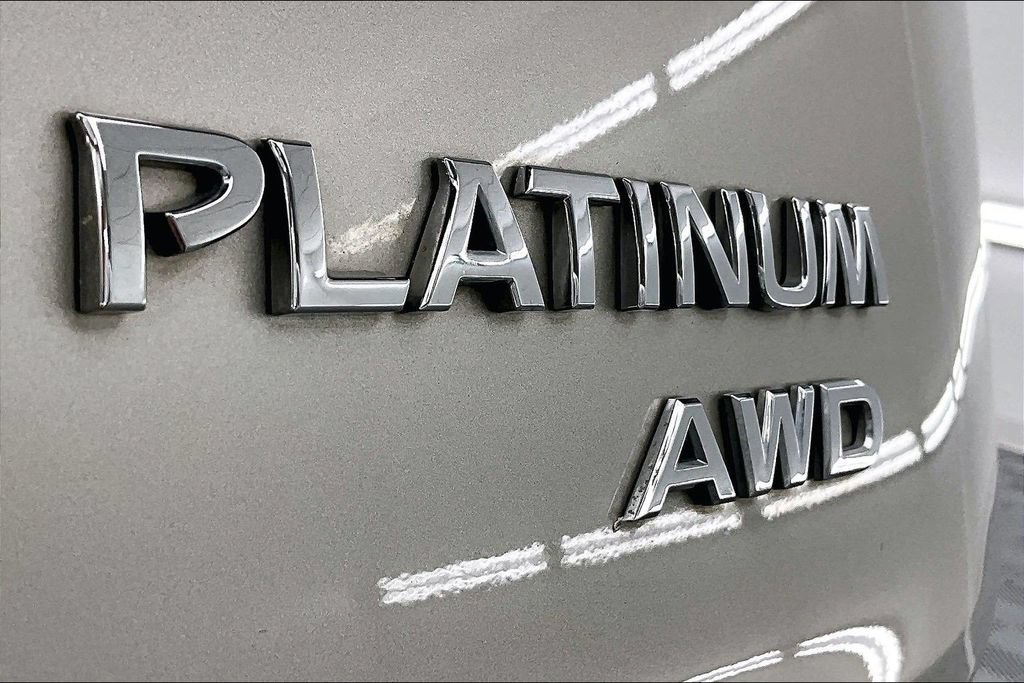 Used 2023 Nissan Rogue Platinum AWD/4WD image 8