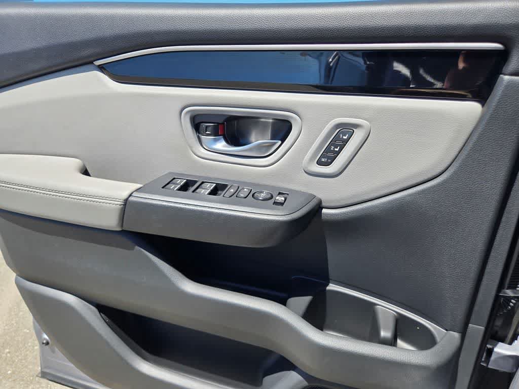 Used 2023 Honda Pilot EX-L image 19