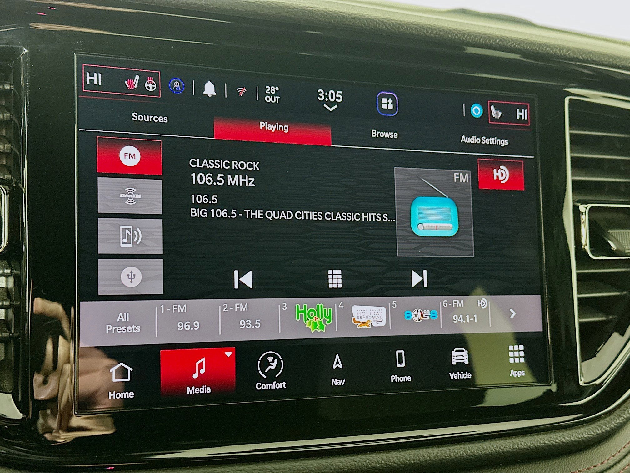 Used 2025 Dodge Durango GT AWD/4WD image 15
