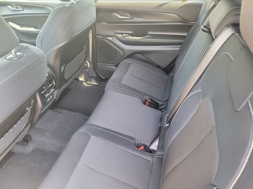 New 2025 Jeep Grand Cherokee L Laredo w/ Luxury Tech Group I AWD/4WD image 6