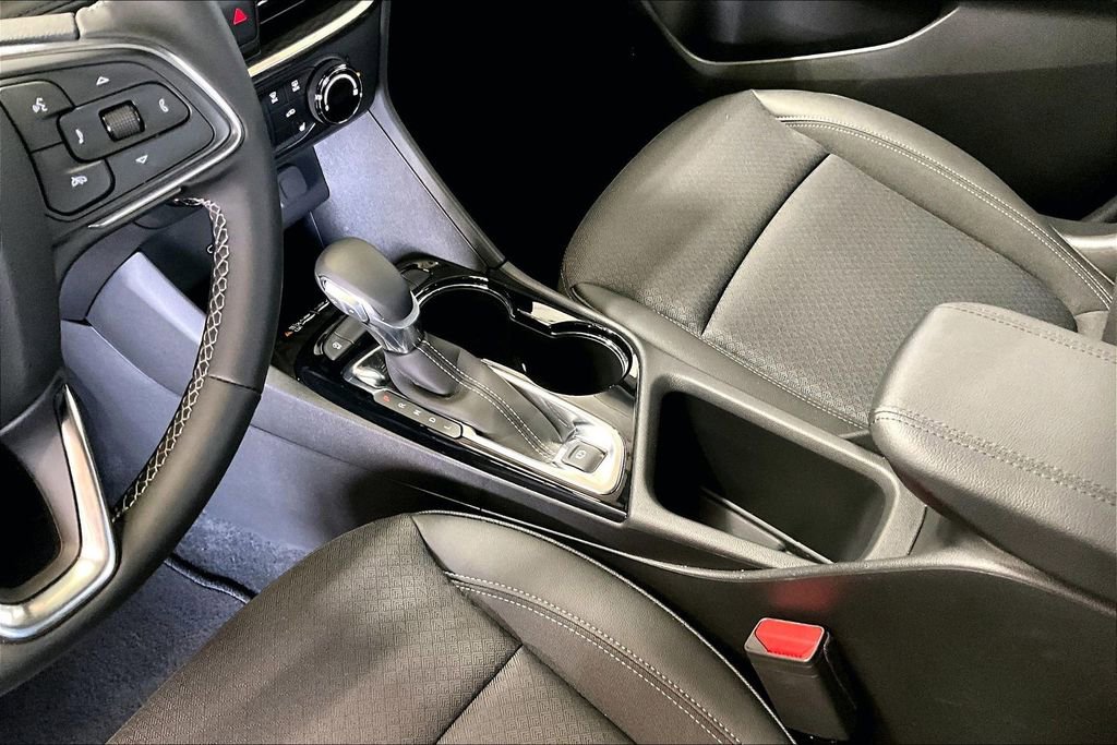 Certified 2026 Buick Encore GX Preferred w/ Advanced Technology Package image 12